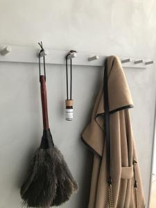 Doftoljehängare, Klinta