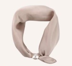 Scarves med magnetknäppe (vit pärla), Taupe - Caramelle Fashion