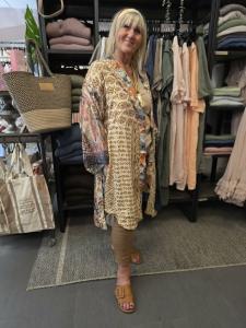 Kimono i bruna nyanser, Katja nr 4 - Love Forever