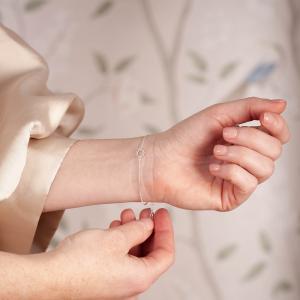 Silverarmband, Cirkel med pluppar - by faith