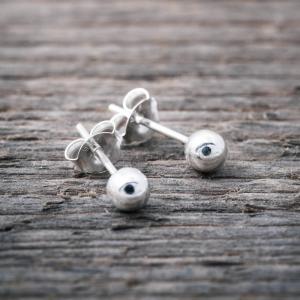 Silverörhängen, Kula 4 mm - by faith