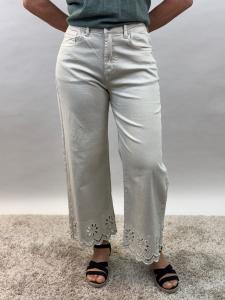 Jeans 3/4 längd med brodyr i benslut, Beige, Vega - Mix by Heart