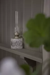 Fotogenlampa Marja Rak Vit Liten - Strömshaga