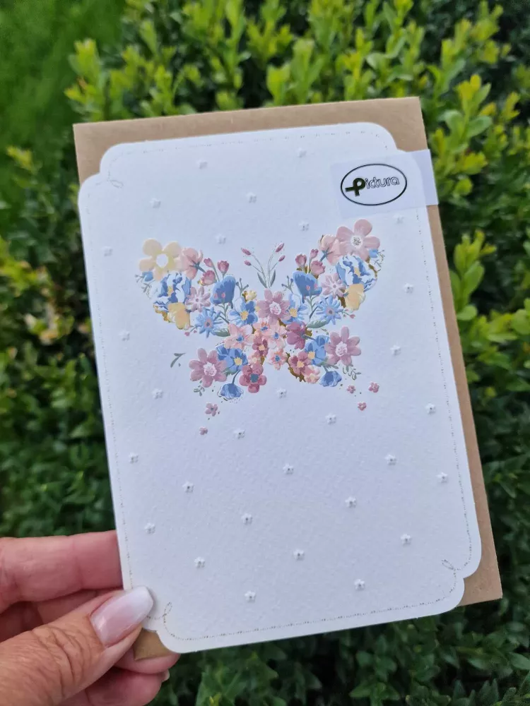 Dubbelt kort med blomprydd fjäril, Pictura