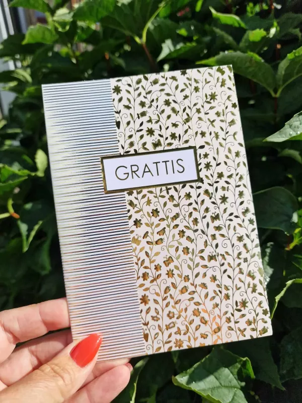 Grattis - Kort med små blommor och ränder i guld, präglat tryck - Pictura