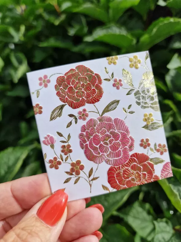 Mini-kort: 3 rosa blommor med guldfärgade detaljer - Pictura