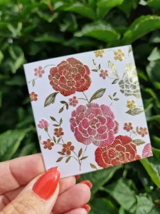 Mini-kort: 3 rosa blommor med guldfärgade detaljer - Pictura