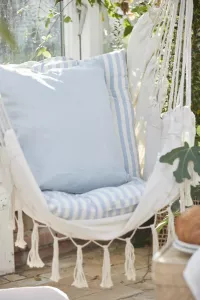 Hängstol Med Tofsar - Ib Laursen