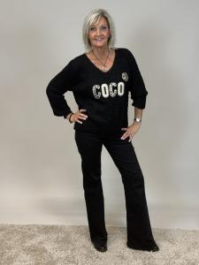 Tröja, Stickad med leo-applikation, Svart Coco Chloe - Mix by Heart    BERÄKNAD LEV: SEP/OKT