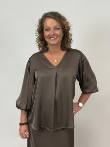 Blus Glansig Brun, Karen - Mix by Heart