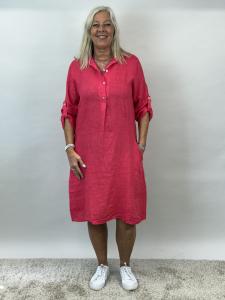 Linneklänning med fickor, Hallon Joy - Mix by Heart         BERÄKNAD LEV: APRIL