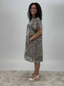 Linneklänning Blommig, Taupe Malva - Mix by Heart    KOMMER SNART!