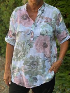 Blus, Vit med rosa blommor (Sandra) - Mix by Heart     KOMMER SNART!