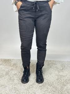 Magiskt stretchig byxa, Brun med rankor, Signe - Mix by Heart     KOMMER SNART!