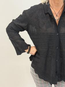 Blus Svart med brodyr, Liljana - Mix by Heart