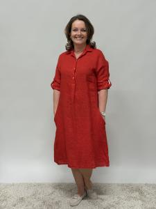 Linneklänning med fickor, Röd Joy - Mix by Heart         BERÄKNAD LEV: APRIL