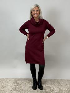 Klänning Vinröd, Stickad med polo, Lulu - Mix by Heart