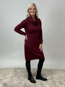 Klänning Vinröd, Stickad med polo, Lulu - Mix by Heart