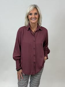 Blus med bred smock i ärmslut, Vinröd Juliette - Mix by Heart