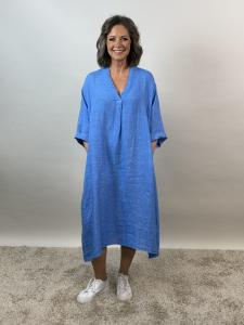 Linneklänning, Lång med fickor, Mellanblå Loella - Mix by Heart     BERÄKNAD LEV: APRIL