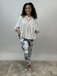 Blus, Brodyr vid halsen, Beige Aimee - Mix by Heart