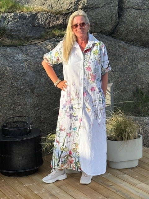 Skjortklänning Blommig Vit, Isa - Gemini