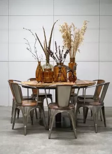 Jack Runt Rustikt Matbord Trä & Metall Ø 140 cm, Natur Svart - Trademark Living