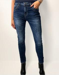 Jeans med hjärtknapp, Sally - Caramelle Fashion    BERÄKNAD LEV: AUG