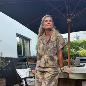 Jacka / Skjorta Camo Natur, Fanny (kort ärm) - Cabana Living    BERÄKNAD LEV: SEP