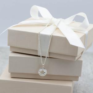 Silverhalsband, Kompass - by faith