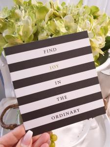 Find joy in the ordinary - kort från Pictura