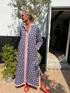 Klänning / Kaftan, Blommig Marin, Saranda  - Cabana Living