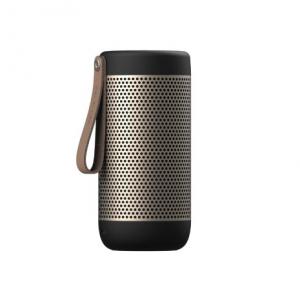 Svart guld  Bluetooth högtalare från Kreafunk. fungerar även som batteripack, går att koppla ihop två stycken