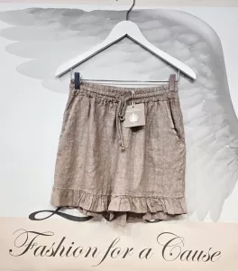 Linneshorts med volang, Taupe (Linn) - Soulful Fashion