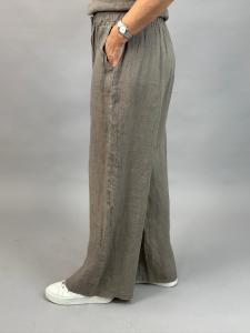 Linnebyxa Taupe (Leona) - Mix by Heart      BERÄKNAD LEV: APRIL