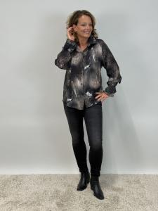 Blus, Mönstrad med volang i ärmslut, Svart, LovaLee - Mix by Heart