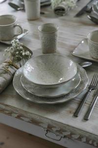 Majas Skål Happiness vit - Majas Cottage