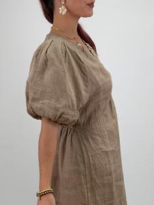 Linneklänning med puffärm, Taupe Majken - Gemini     BERÄKNAD LEV: MARS