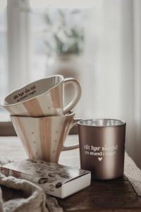 Majas Mugg, Allt har sin tid, en stund i taget - Majas Cottage     BERÄKNAD LEV: APRIL