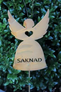 Ängel på pinne, saknad - gravprydnad