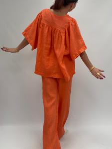 Linnetopp med v-hals, Orange Nova - Gemini     BERÄKNAD LEV: MARS