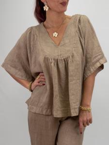 Linnetopp med v-hals, Taupe Nova - Gemini     BERÄKNAD LEV: MARS