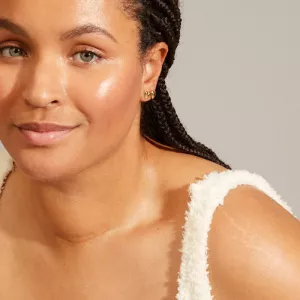 Örhängen, Återvunnna guldpläterade hjärtan SOPHIA – Pilgrim