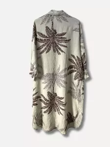 Linneklänning med palmer, Beige - Reunion    BERÄKNAD LEV: FEB/MARS