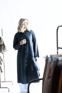 Klänning / Långskjorta i linne, Mörkgrå Vilda - Reunion Home