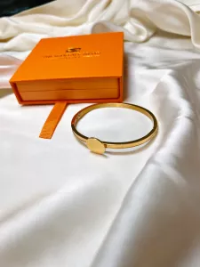 Armband, Stelt 18 karats guldpläterat - The Shoelace Brand