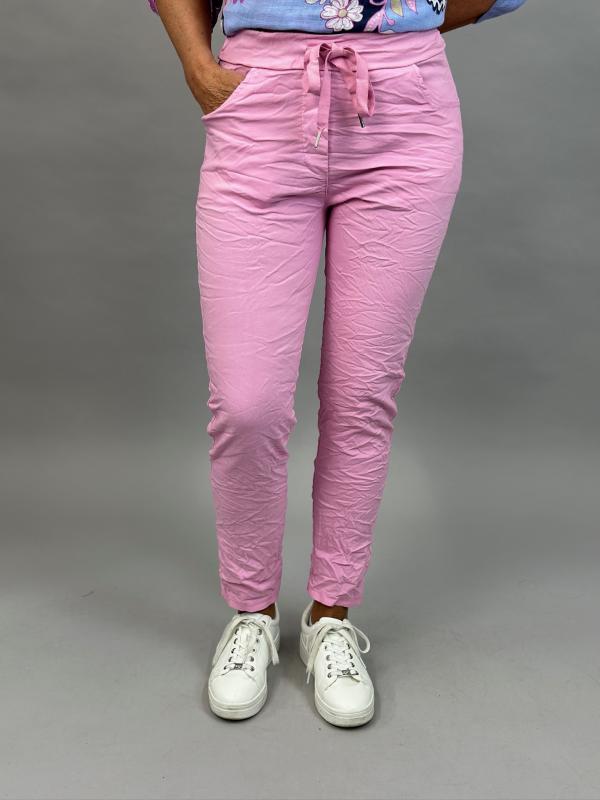 Magiskt stretchig byxa, Bubbelgumsrosa (Signe) - Mix by Heart