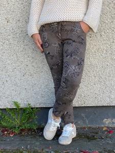 Magiskt stretchig byxa, Paisley Taupe / Brun (Signe) - Mix by Heart