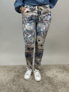 Magiskt stretchig byxa, Mönstrad Beige multi, Signe - Mix by Heart