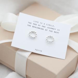 Silverörhängen, Cirkel med pluppar - by faith